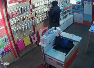 Пензенцу за кражу наушников грозит до двух лет лишения свободы