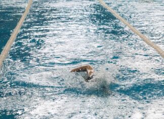 Пензенцам напомнили о возможности бесплатного посещения бассейнов