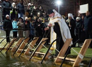 Олег Мельниченко поздравил православных пензенцев с Крещением Господним