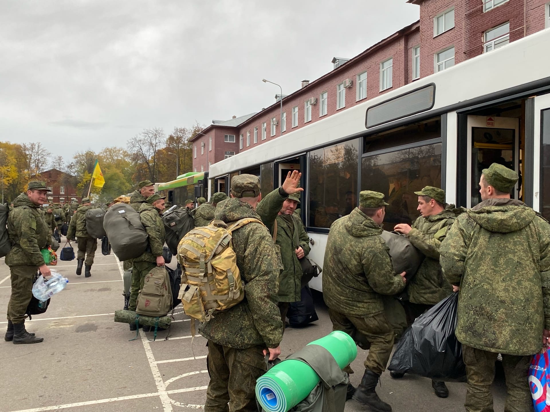 Мобилизованных домой насовсем последние новости. Военная мобилизация. Мобилизация Пенза. Мобилизованные в Пензе. Мобилизация в России.