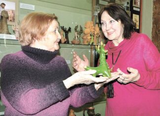 Пенсии будут доставлять три раза в месяц