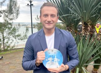 Роман Толкарев: «Пришлось срочно учиться водить фуру»