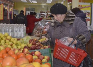 Кому увеличат выплаты в апреле