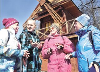 Кому прибавят пенсию в апреле