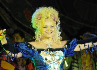 Почему молодежь в восторге от Надежды Кадышевой