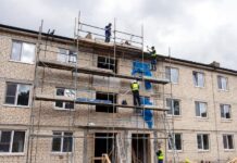 Про капремонт, переселение из аварийного жилья и теплосчетчики