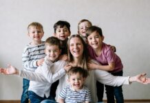 Кому из многодетных мам положен перерасчет