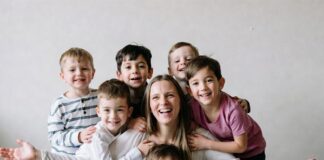 Кому из многодетных мам положен перерасчет