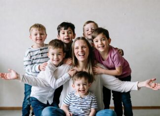 Кому из многодетных мам положен перерасчет