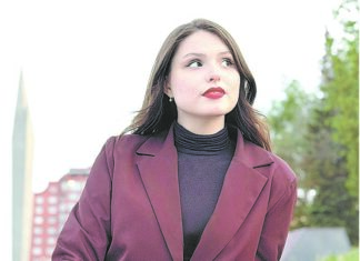 Александра Михайличенко: «Попросила главу города поздравить нашего оператора»