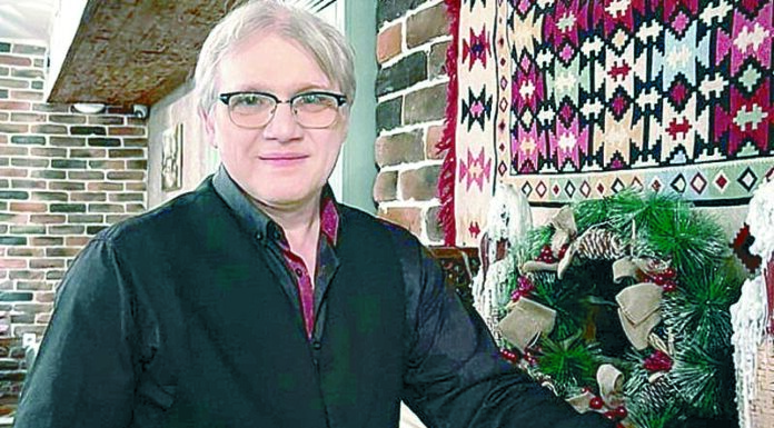 Евгений Куликов: «Первые свои 10 рублей я заработал на танцах»