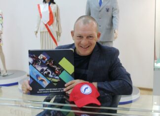 В Пензе музей спорта посетил олимпийский чемпион Дмитрий Саутин