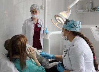 Пензенский врач в прямом эфире расскажет, как ухаживать за молочными зубами