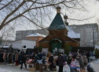 В Пензе возле храма будут раздавать одежду нуждающимся