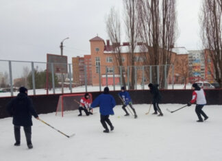 Жителям Пензы напомнили график работы дворовых тренеров