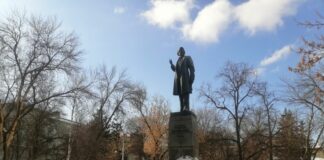 В Пензе к концу года отреставрируют памятник Белинскому