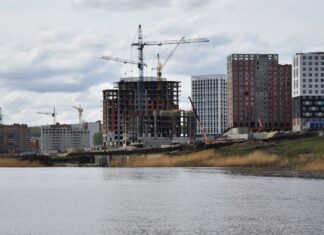 На улице Стасова в Пензе приступили к регулируемому сбросу воды