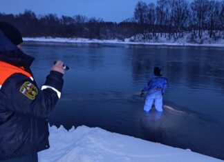 В Пензе спасатели достали из Суры тело мужчины