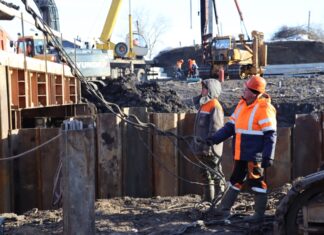 В Лунинском районе продолжается строительство моста через Шукшу