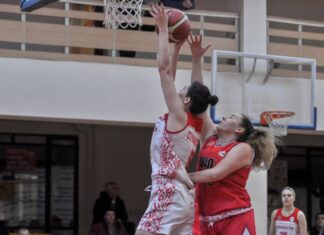 Пензенская «Юность» одержала две победы в домашней серии матчей