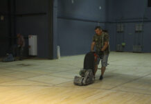 В пензенском драмтеатре впервые отшлифовали паркет на главной сцене