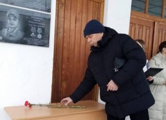 В школе Сердобского района открыли памятную доску участнику СВО Сергею Землянкину