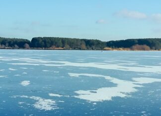 Пензенцев просят не выходить на лед водоемов