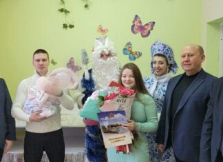 В Сердобске состоялась торжественная выписка родившейся 1 января девочки