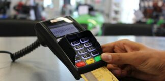 В начале года каждый пензенец имел в среднем по две карты