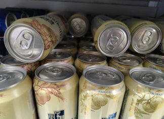 Медики предупредили пензенцев о яде в жестяных банках